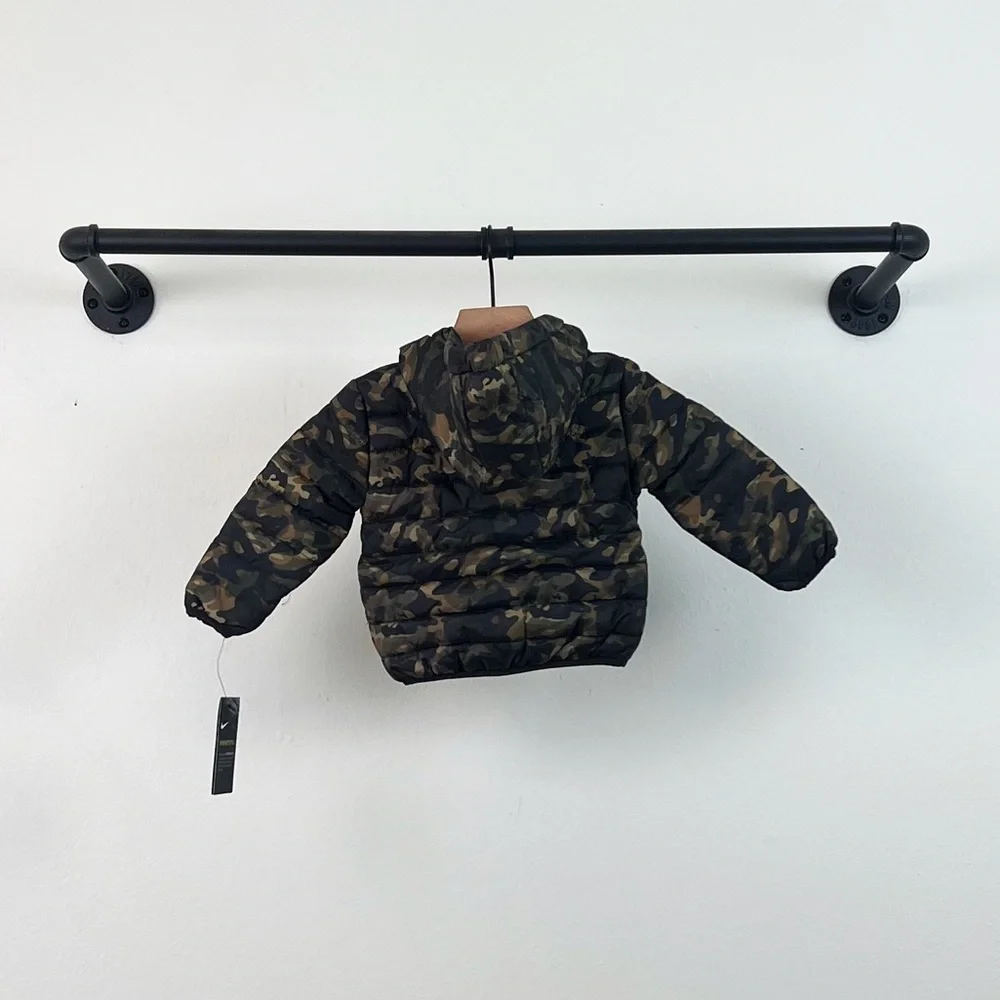 NWT Nike Toddler Puffer Jacket in Camo Print